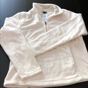 Patagonia ivory fleece size small